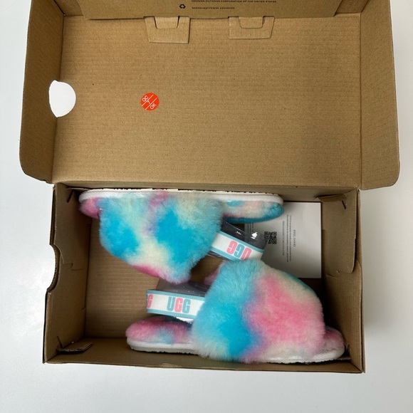 UGG Fluff Yeah Slide Slippers (Toddler) - Picture 5 of 11